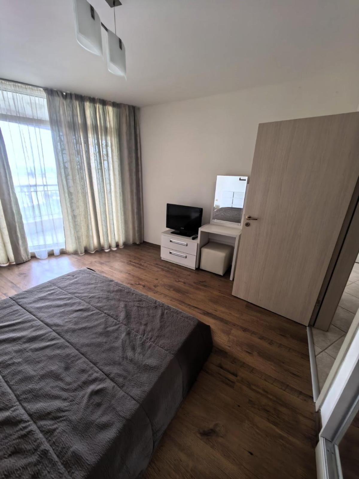 Dl Apartments Aheloy Eksteriør billede